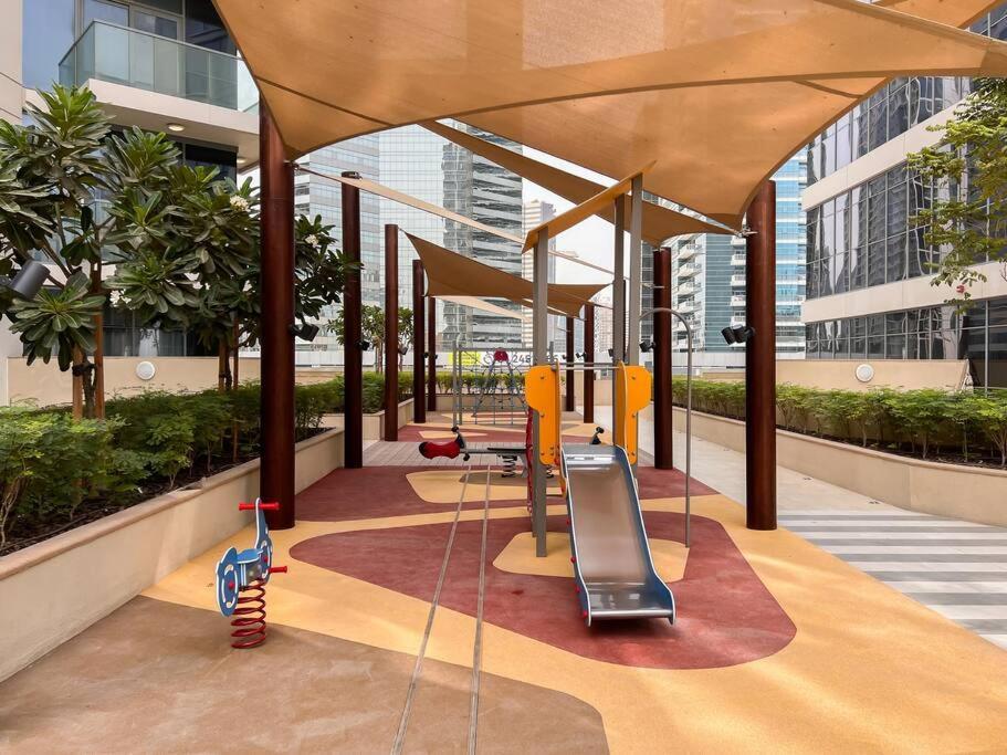 Vogue Downtown - Bellevue Towers Apartment ดูไบ ภายนอก รูปภาพ
